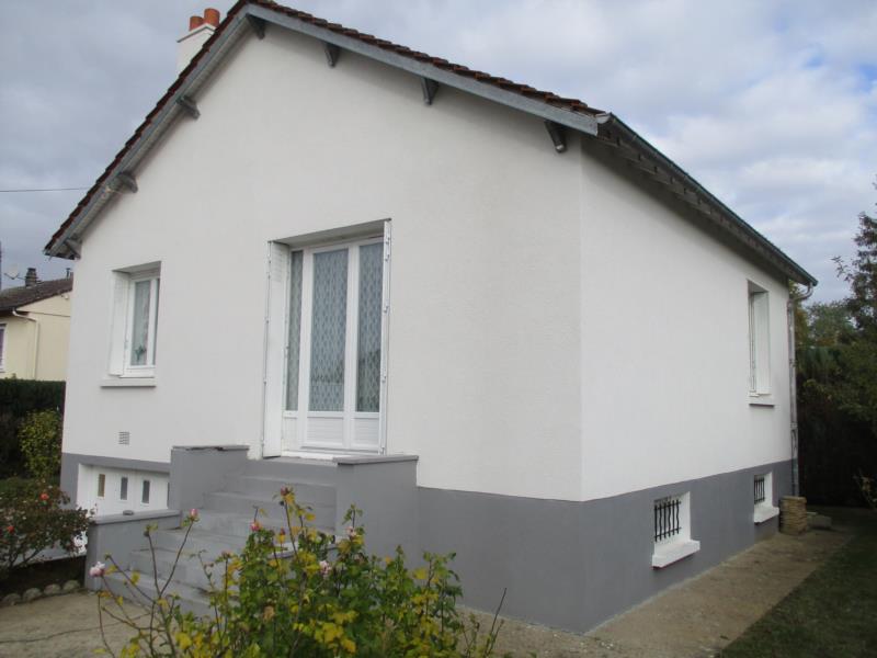 BAZOCHES LES GALLERANDES-CENTRE