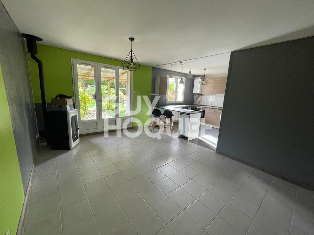NEUVILLE AUX BOIS : maison 4 pièces (87 m²) en location