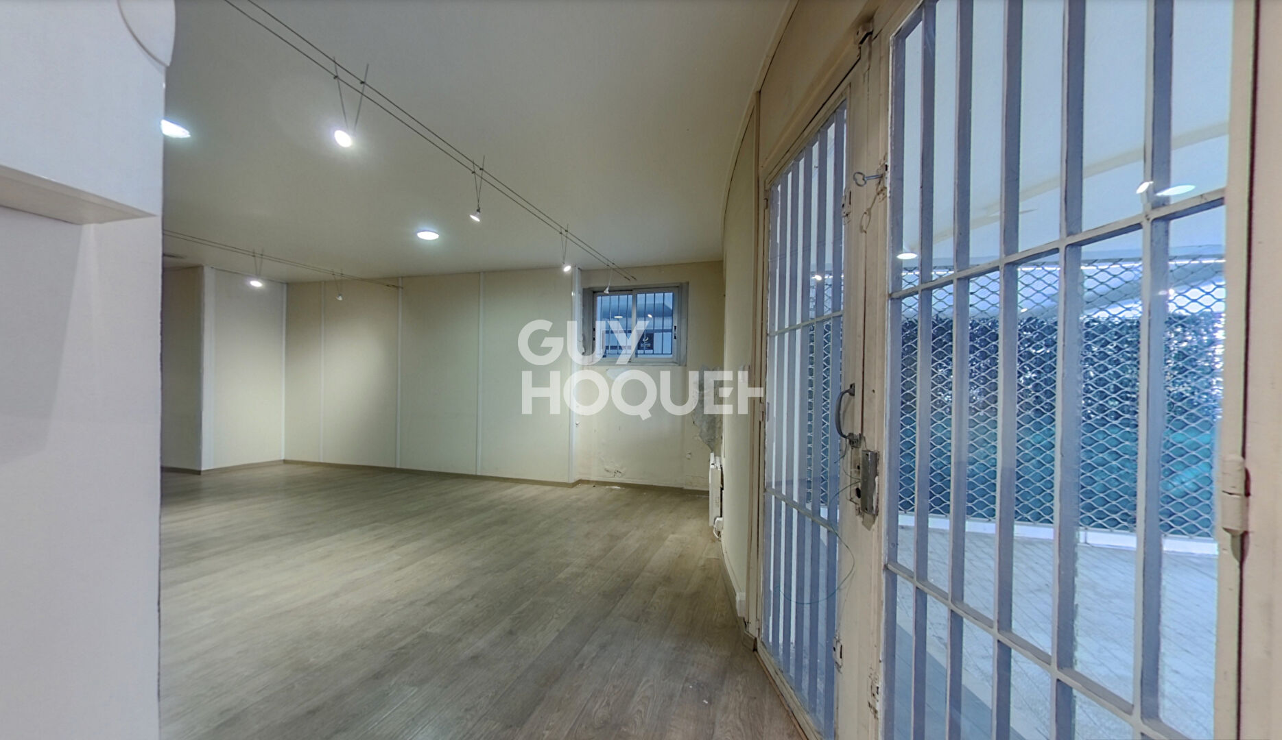 RARE - À VENDRE : MURS COMMERCIAUX 185 M² + PARKINGS ? QUARTIER DES MUSICIENS, NICE