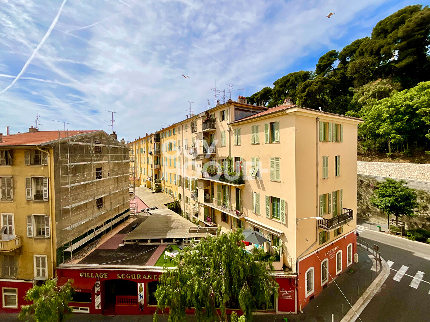 Appartement 1 pièce lumineux au coeur du quartier du Port à Nice