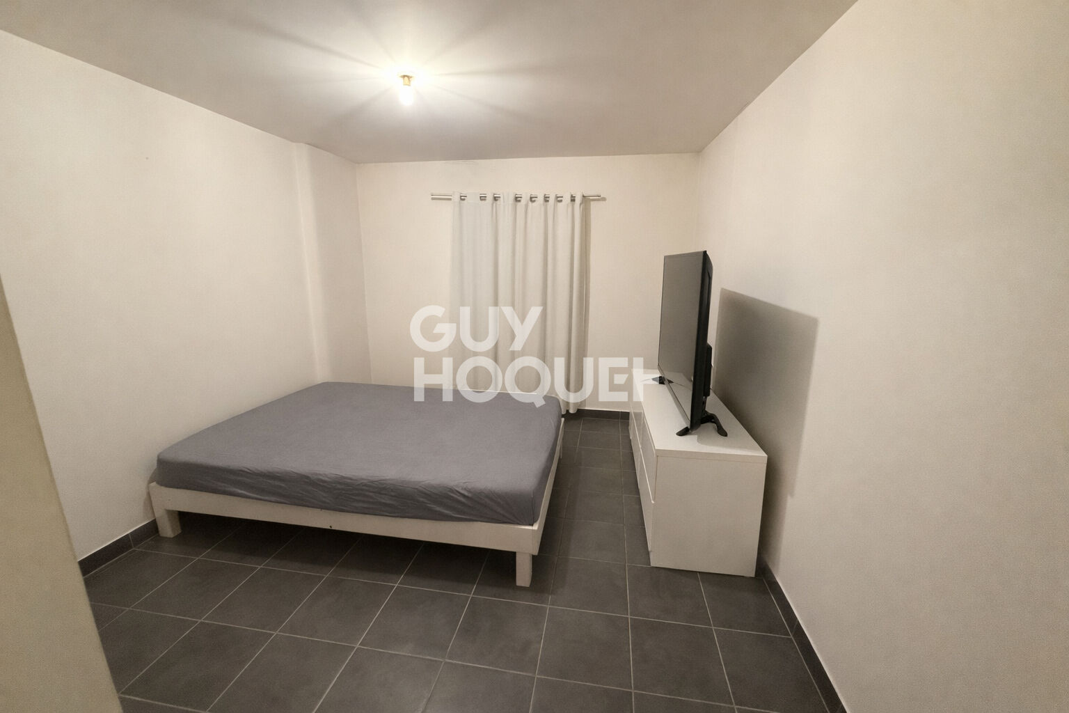 Nice Riquier - 2 piéces avec box inclu