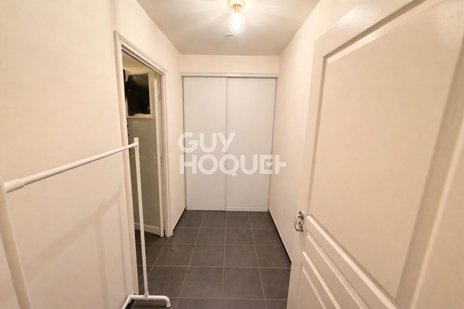 Nice Riquier - 2 piéces avec box inclu