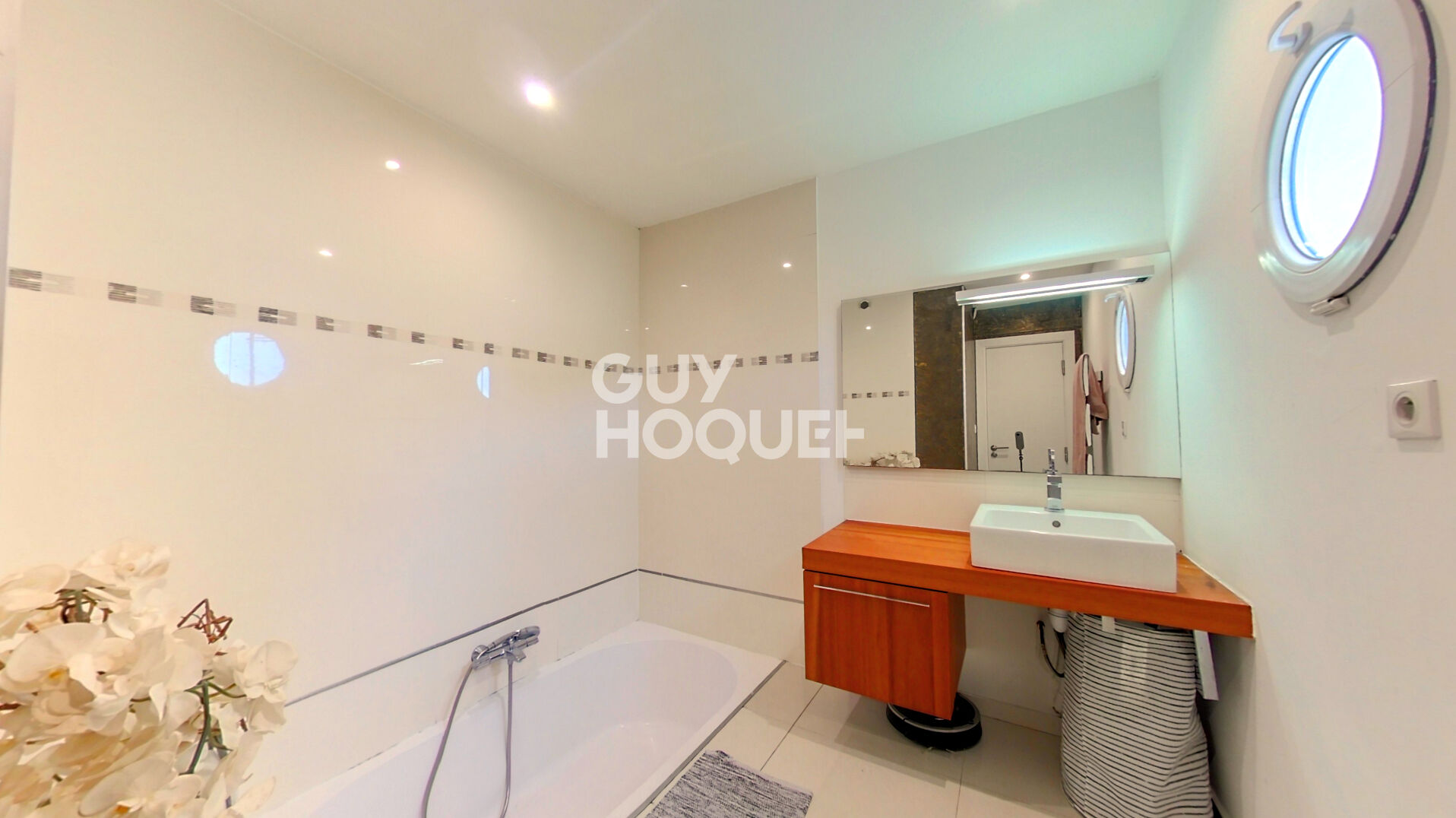 Saint-Laurent-du-Var - Vue mer, lumière et douceur de vivre