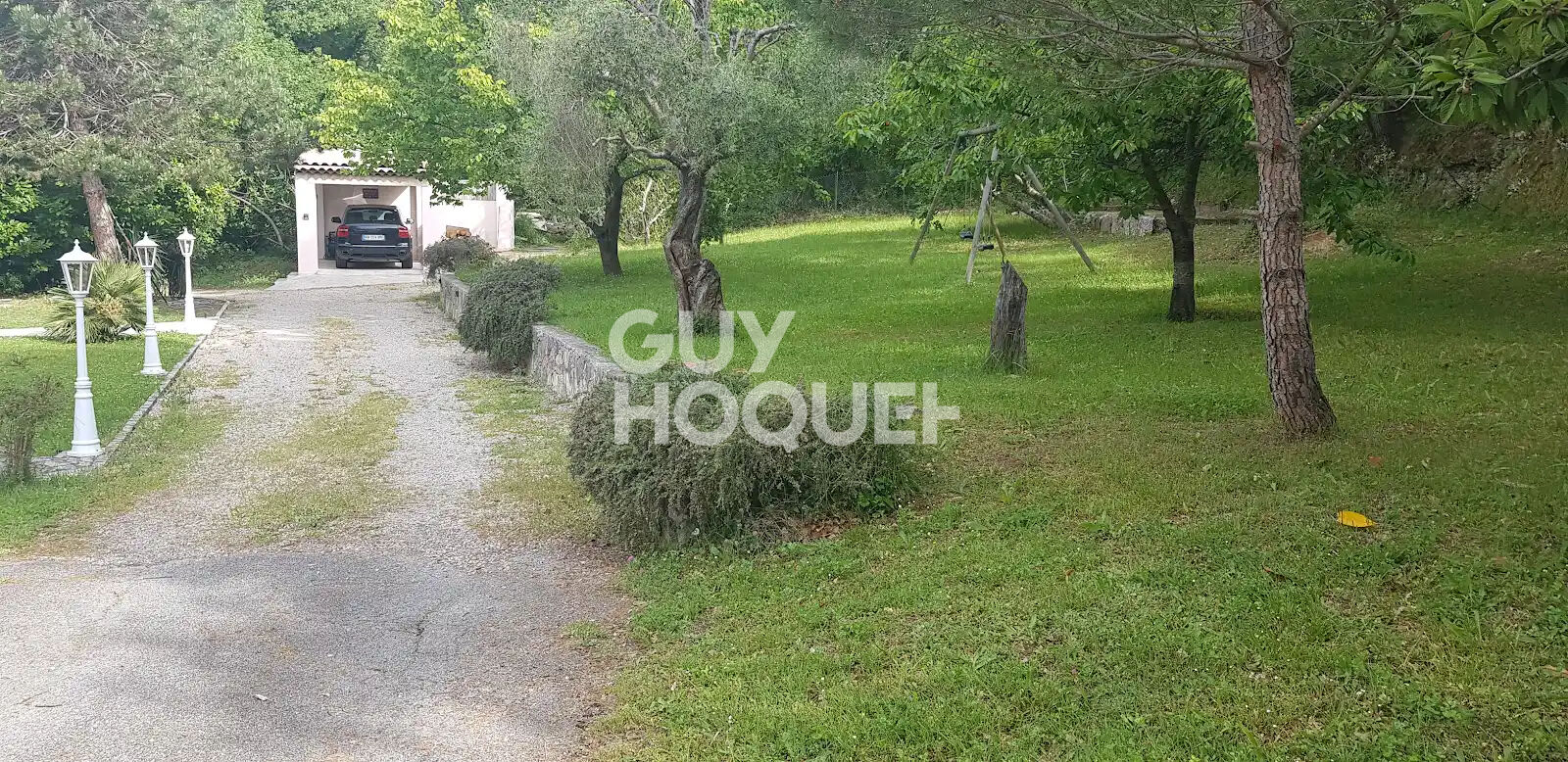 VENCE Villa familiale avec piscine Vence  201 m² sur 3000 m² de terrain arboré