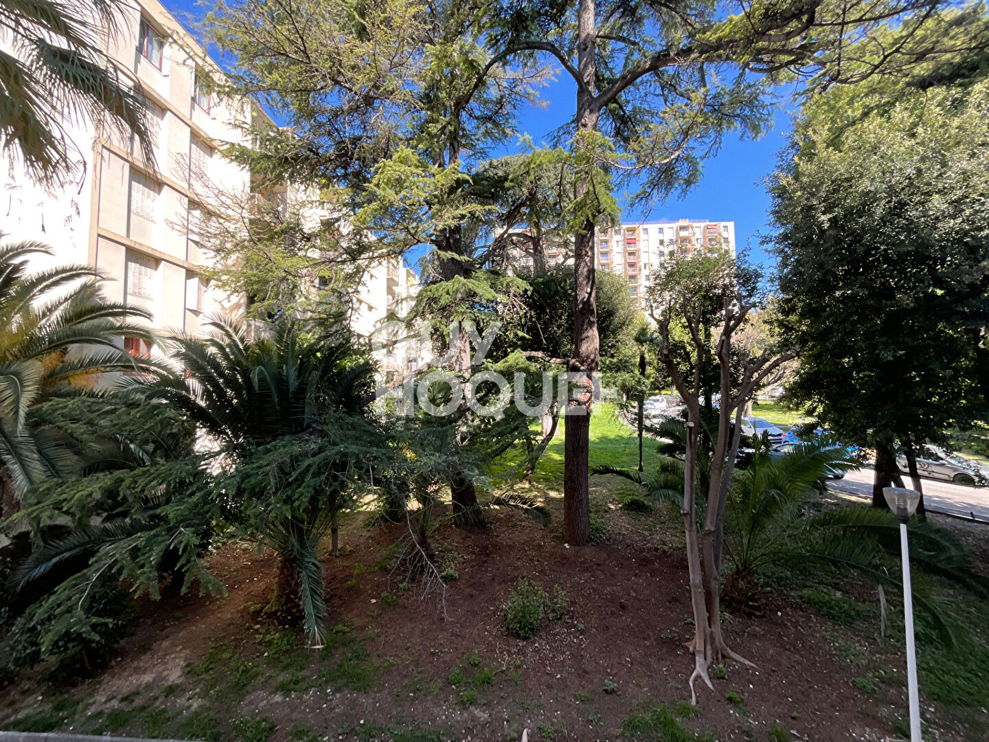 INVESTISSEMENT : LOT DE 2 APPARTEMENTS NICE FALICON