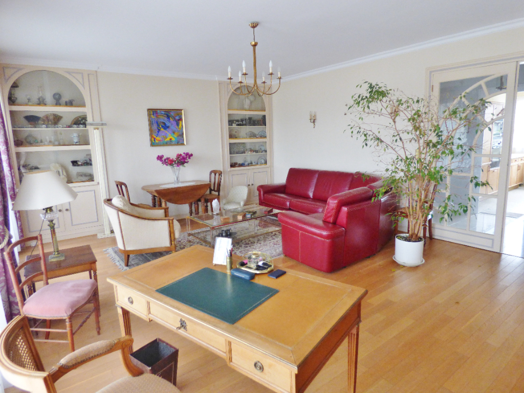 Appartement  5 pièce(s)