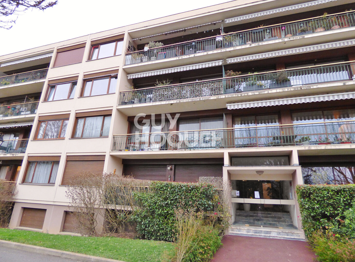 Appartement Noisy Le Roi 4 pièce(s)