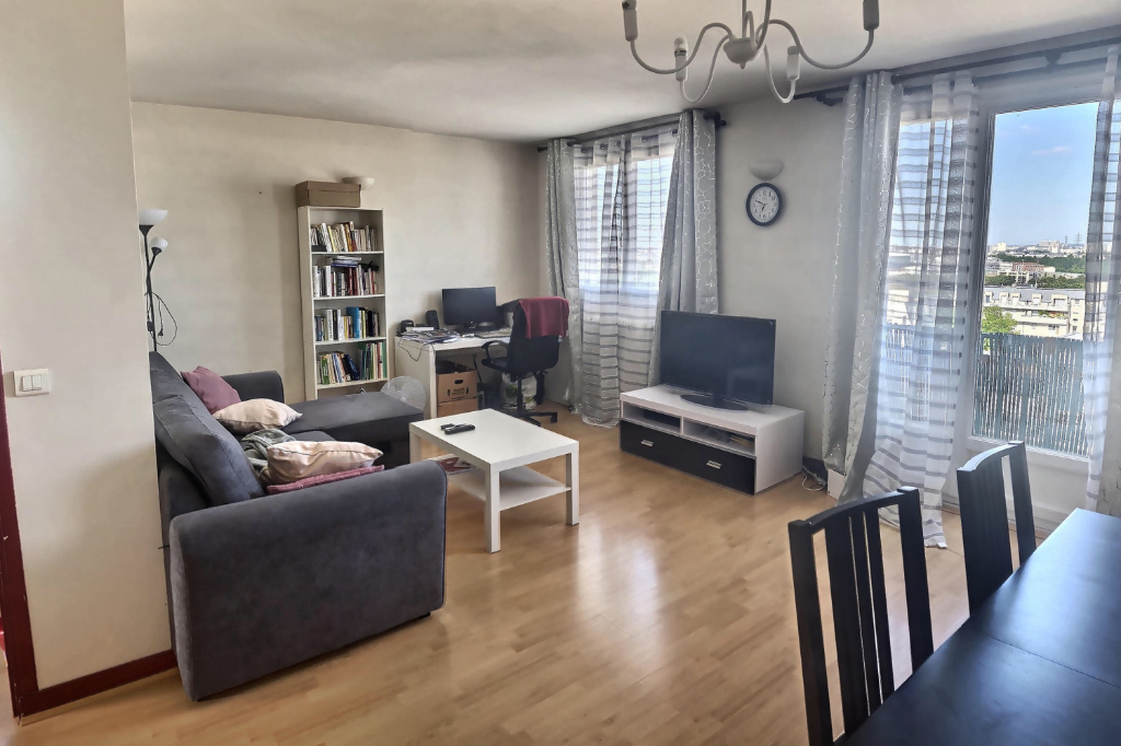 THIAIS - Proximité Tram 9