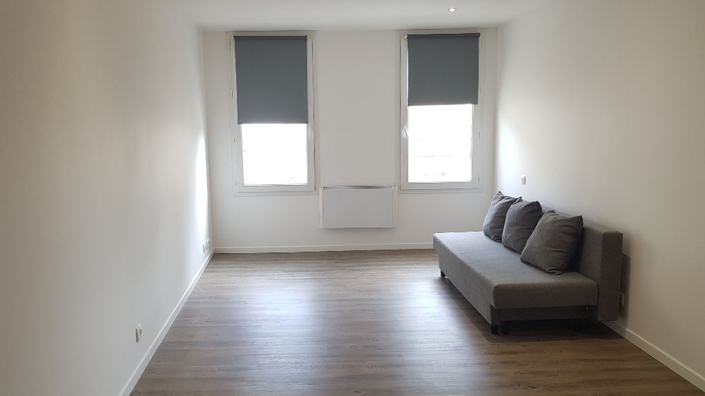 Studio à Saint André De Cubzac  - en centre ville