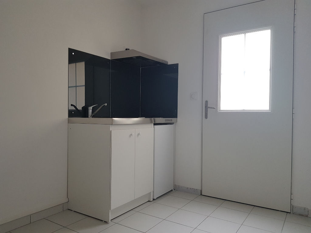 Appartement à La Lande De Fronsac,  2 pièces - 31 m²