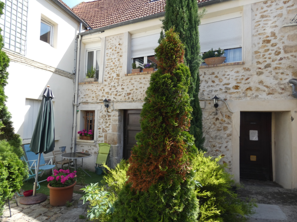 EXCLUSIVITÉ - ARPAJON