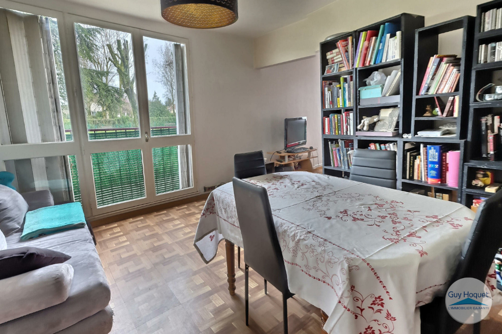 BRETIGNY SUR ORGE : Appartement  4 pièce(s)