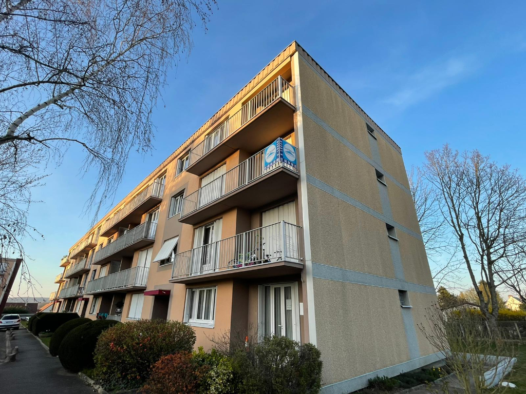 EXCLUSIVITÉ GUY HOQUET : A LOUER - Appartement 3 pièces 62.05 m² à EGLY