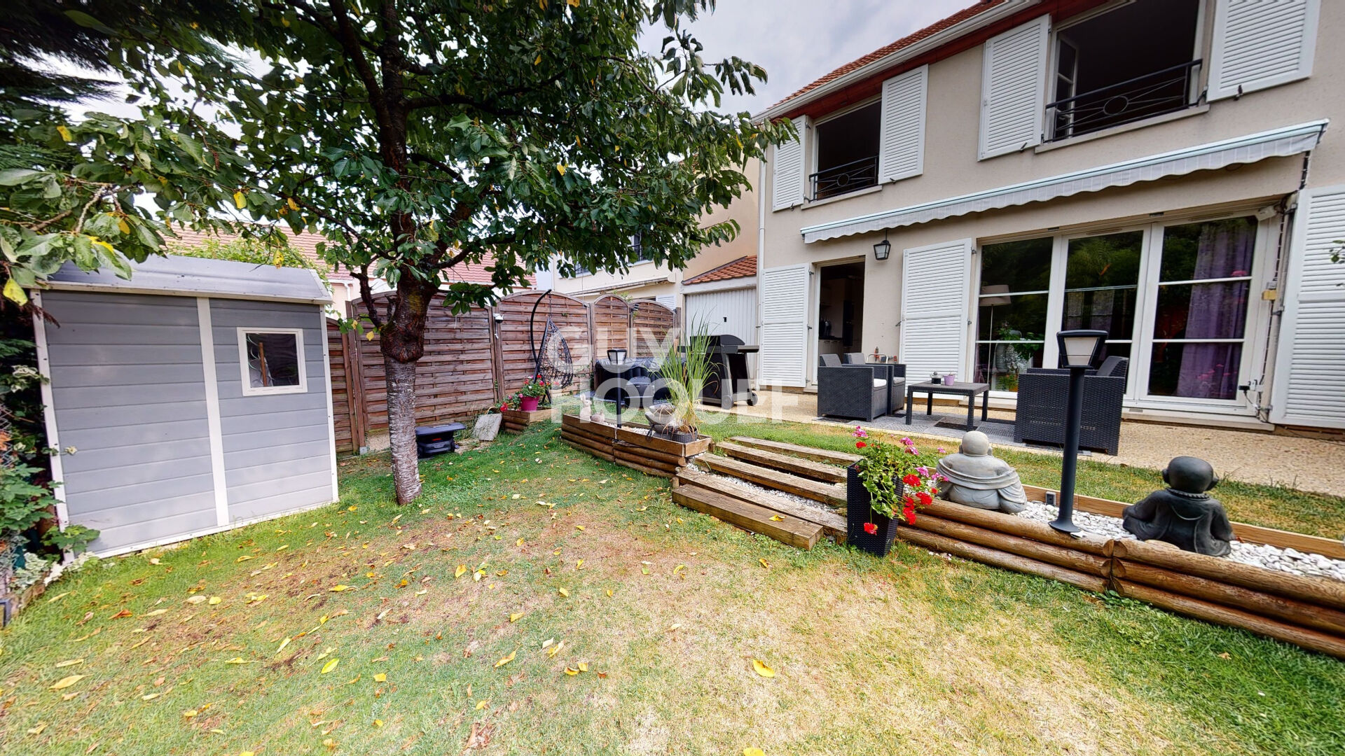 Maison à Saint Germain Les Arpajon de 3 chambres proche RER C