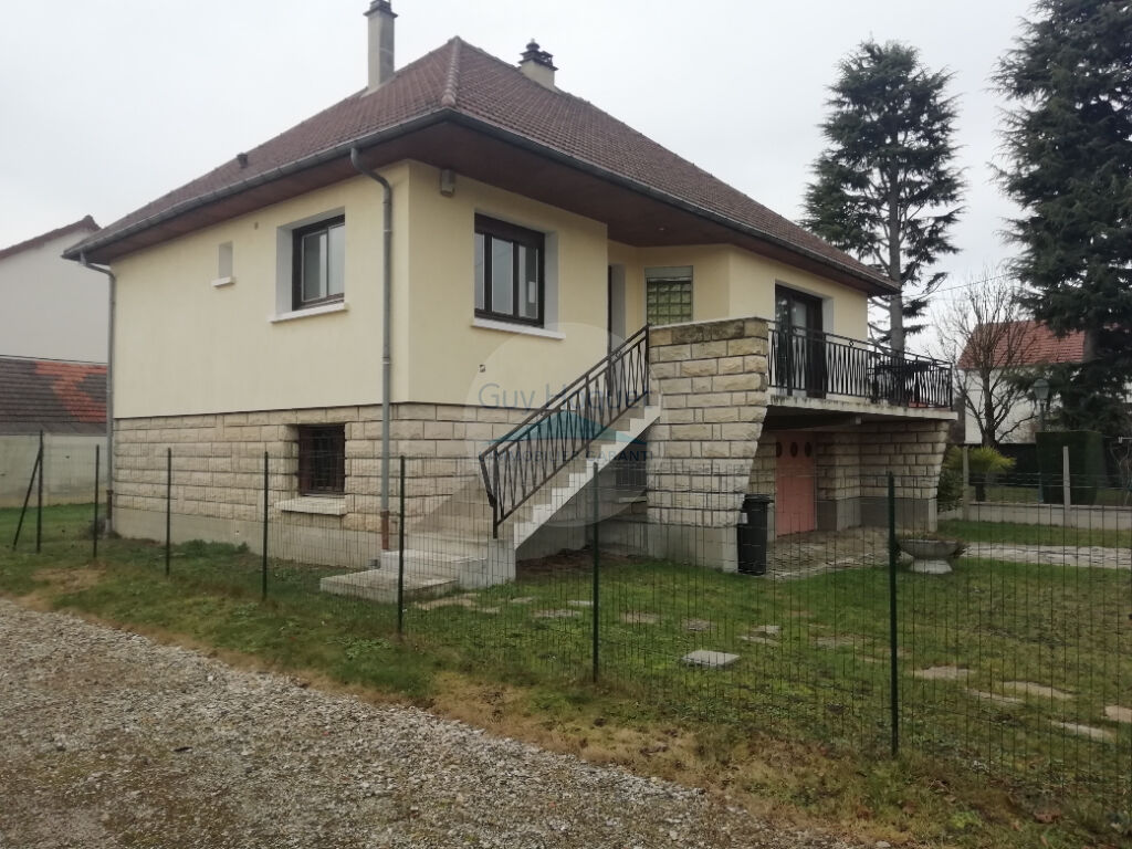 EXCLUSIVITÉ GUY HOQUET - A LOUER : Maison individuelle 4 pièces,  80.96 m² à BRETIGNY SUR ORGE