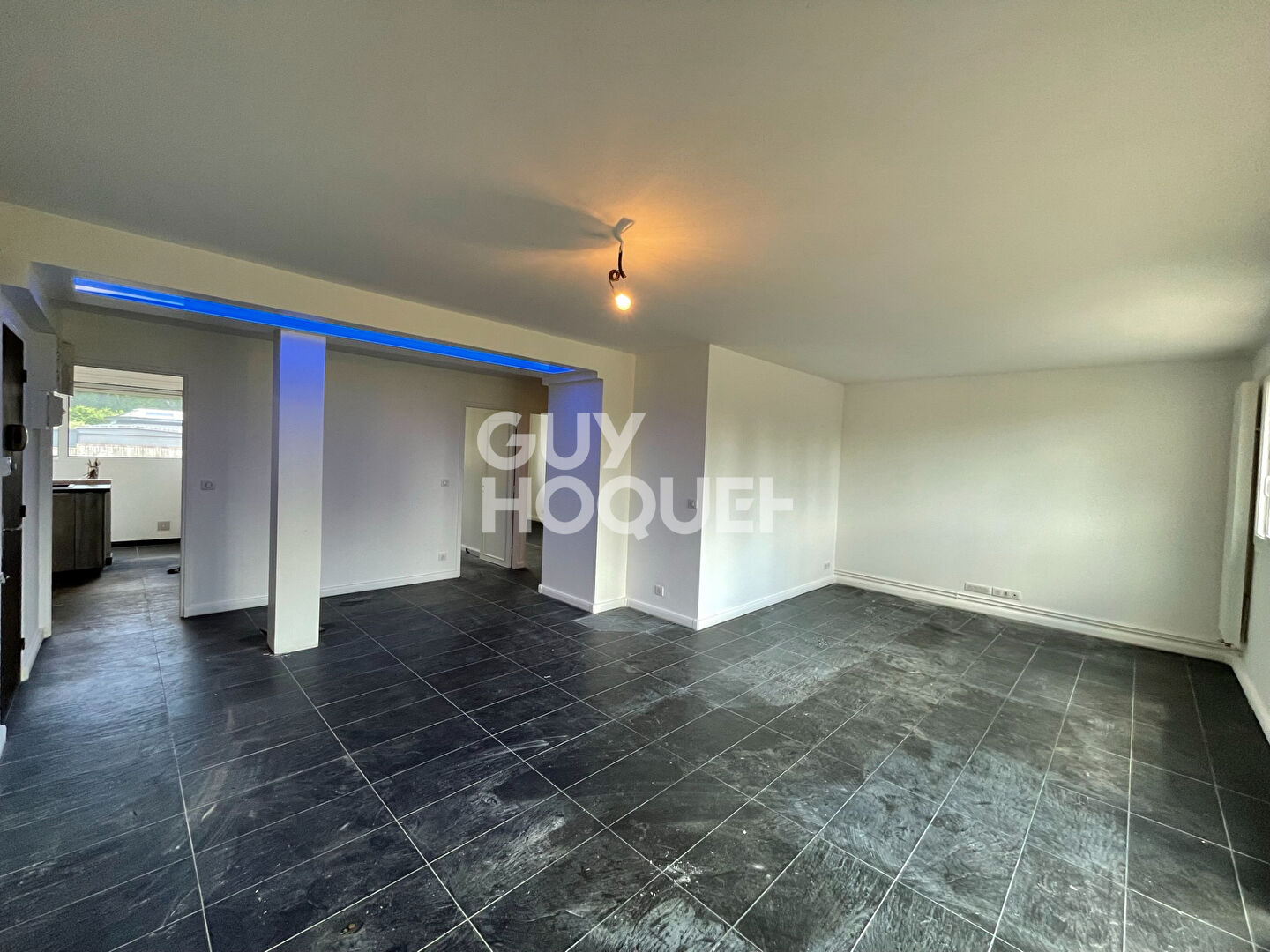 GUY HOQUET Exclusivité à Saint Germain Les Arpajon  un appartement de 4 pièces