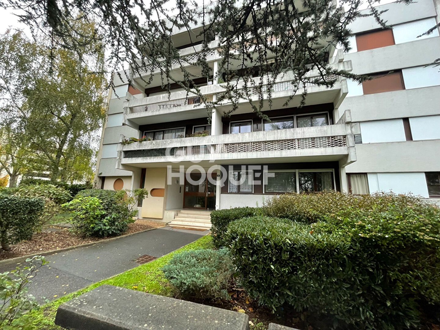 Exclusivité GUY HOQUET appartement Evry de 3 pièces de 66 m² - Cave et Box