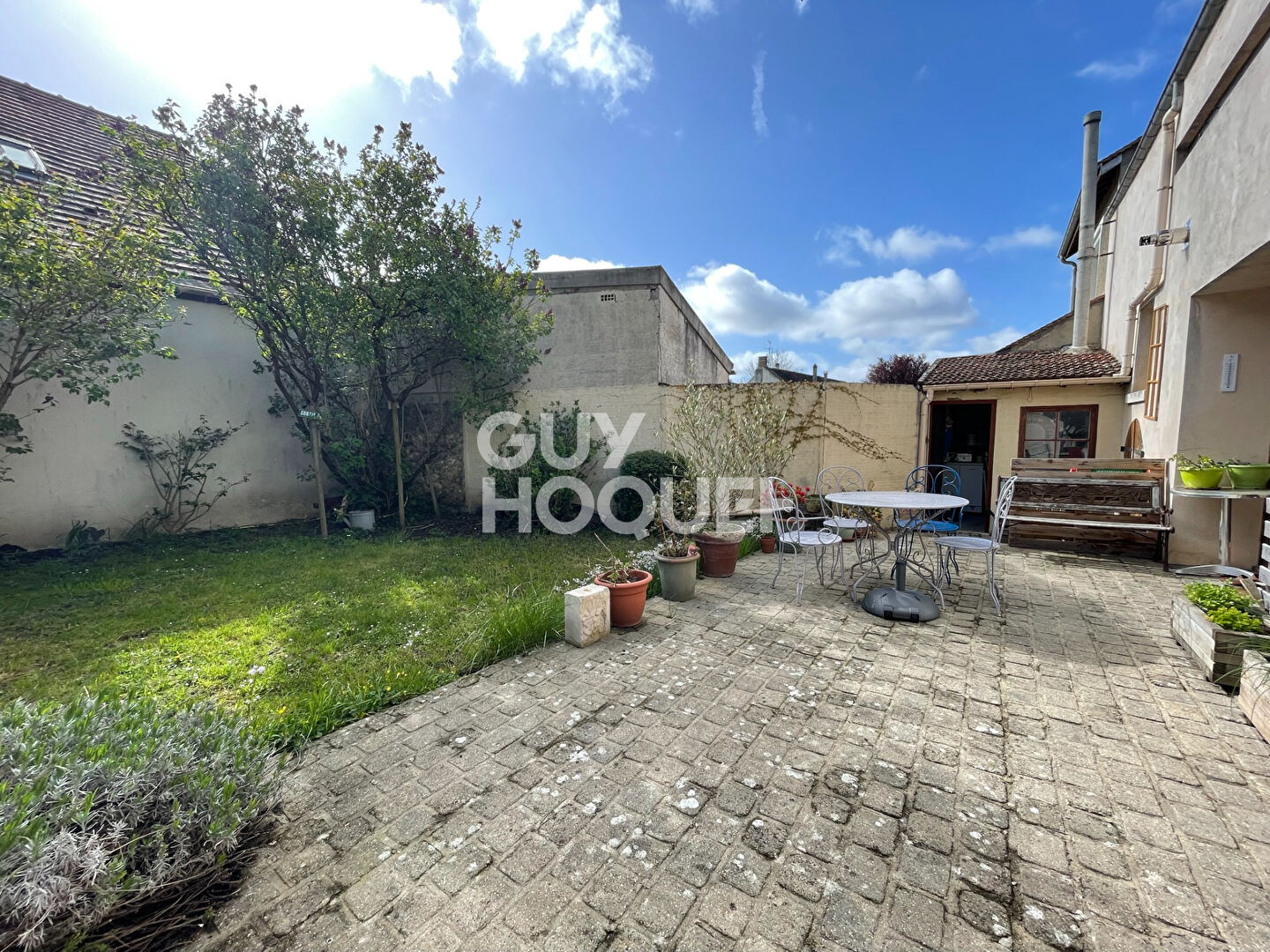 Maison 5 pièces - CHEPTAINVILLE