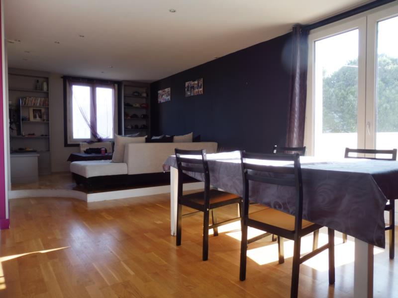 Appartement meublé 3 pièces d'environ 72 m² à Orange (84100).
