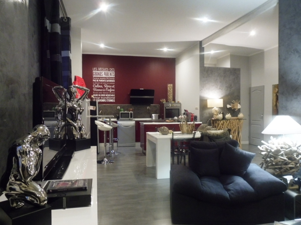 À vendre à ORANGE (84100), appartement 4 pièces d'environ 96,85 m².