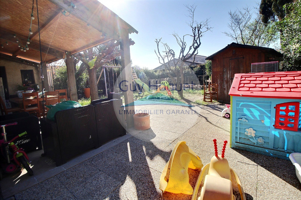 À vendre à ORANGE (84100), maison 4 pièces de 95,73 m².