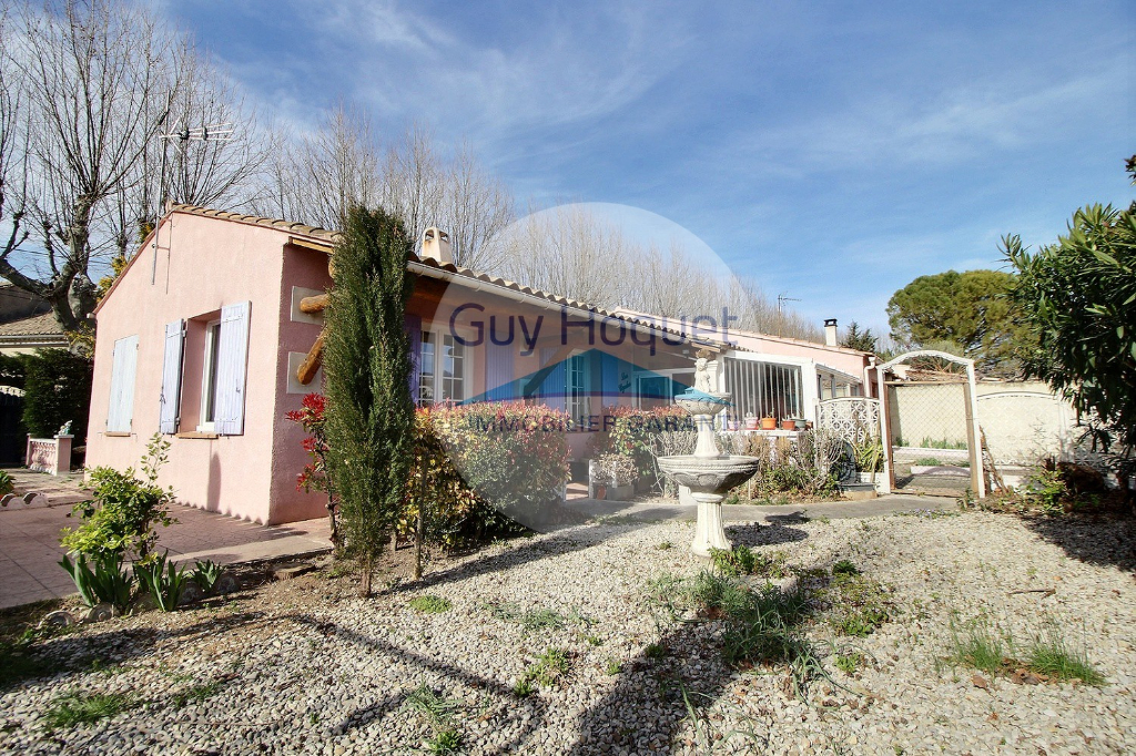 À vendre à VIOLES (84150), maison 4 pièces de 84,91 m².