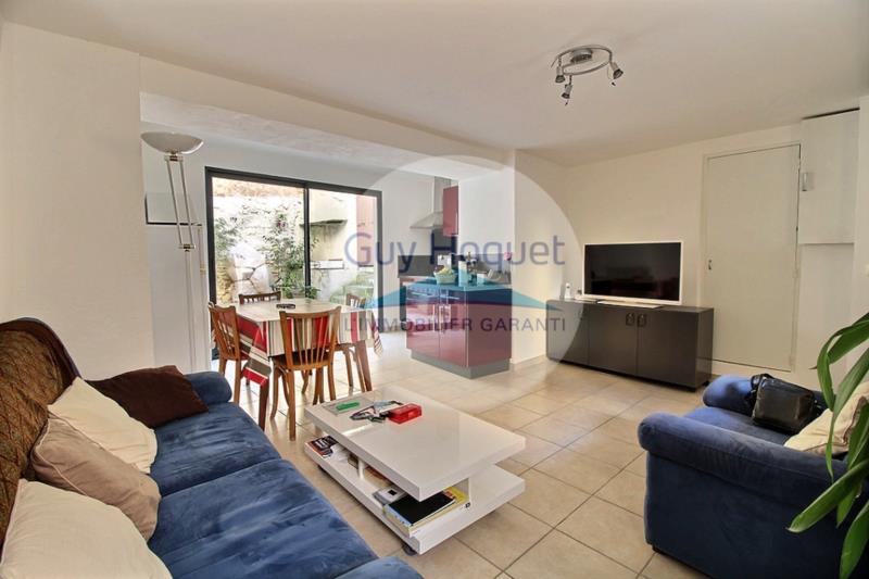 À vendre, maison de 121,61 m², 5 pièces à Serignan-Du-Comtat (84830).