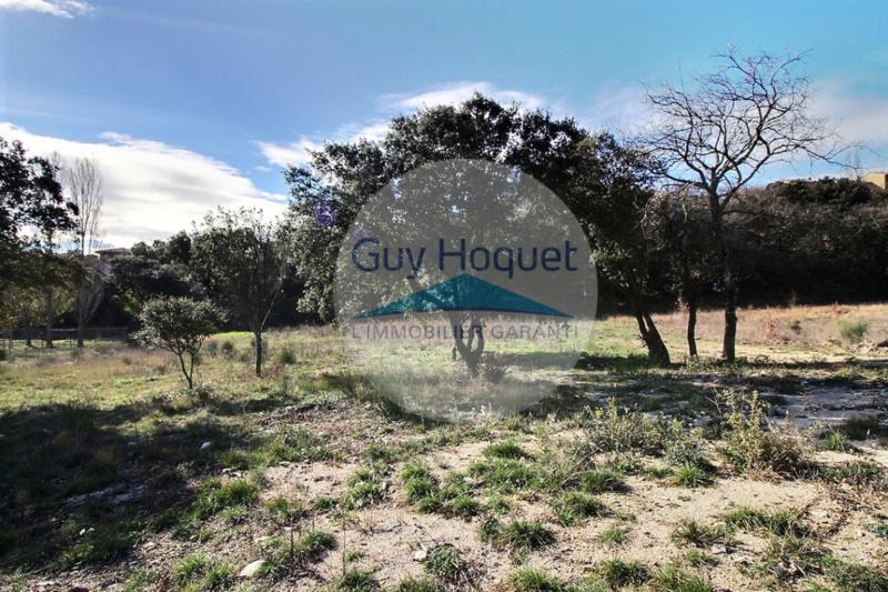 Terrain viabilisé de 950 m² à Lagarde Paréol (84290)