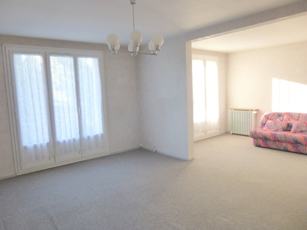 EXCLUSIVITE RESIDENCE LES CHAMPS FRAIS LIMITE ORLEANS MADELEINE