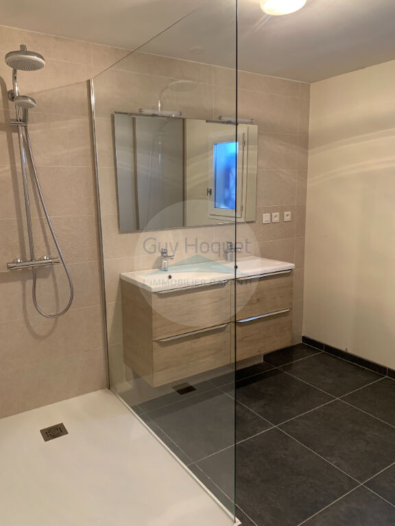 RARE A LA VENTE MAISON SAINT JEAN DE LA RUELLE