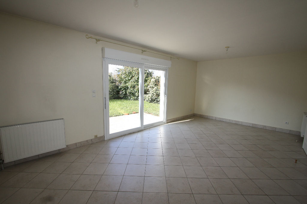 Maison F5 (120 m²) à louer à SAINT JEAN DE BRAYE