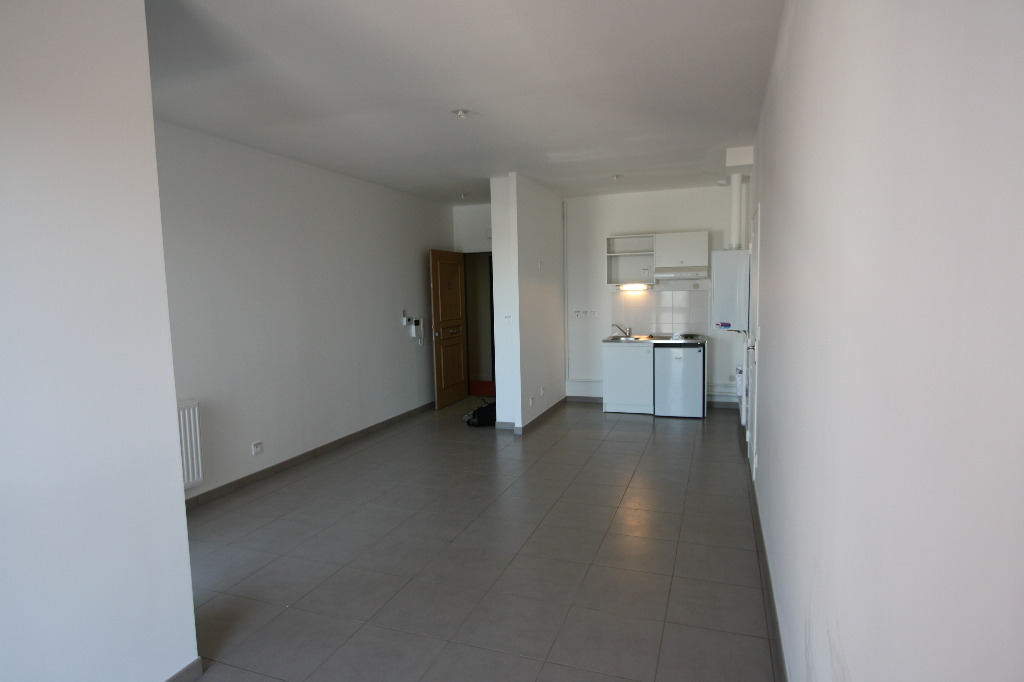 LOCATION : appartement T2 (47 m²) à ORLEANS LOI PINEL