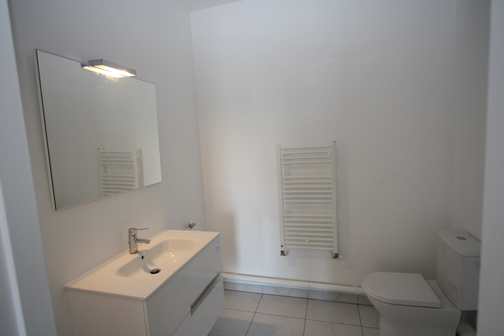LOCATION : appartement T2 (47 m²) à ORLEANS LOI PINEL