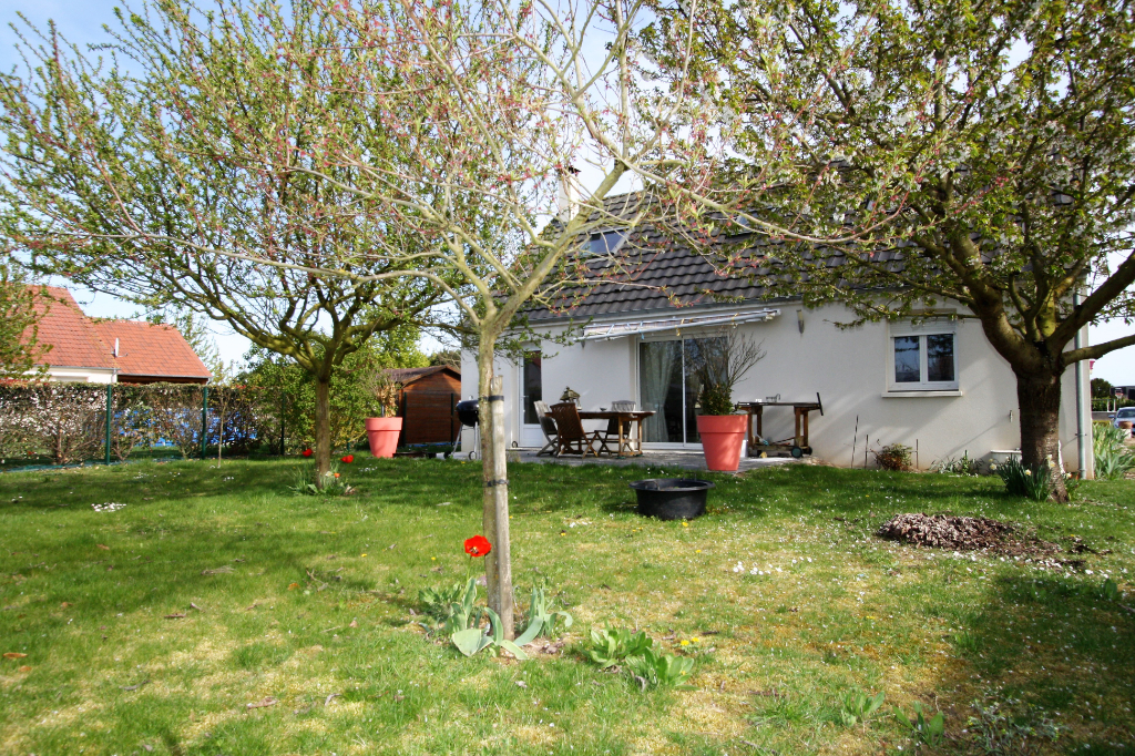 À vendre, maison de 78 m², 4 pièces à EPIEDS EN BEAUCE (45130).