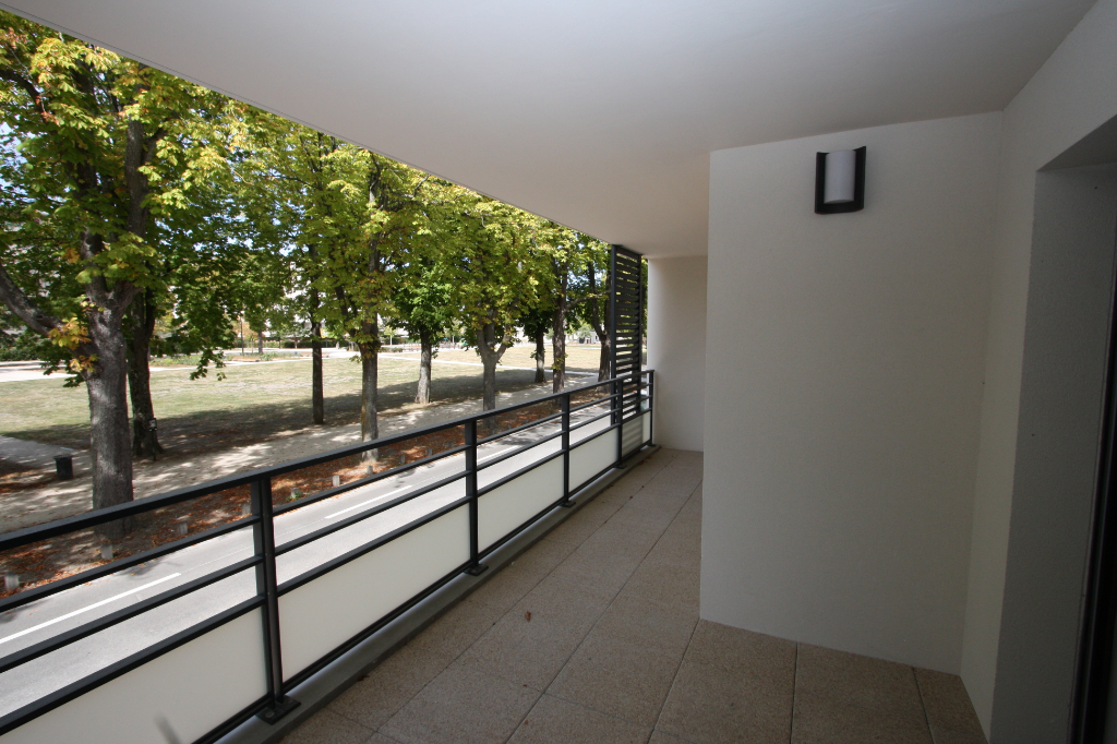 ORLEANS : appartement de 3 pièces (62 m²) en location