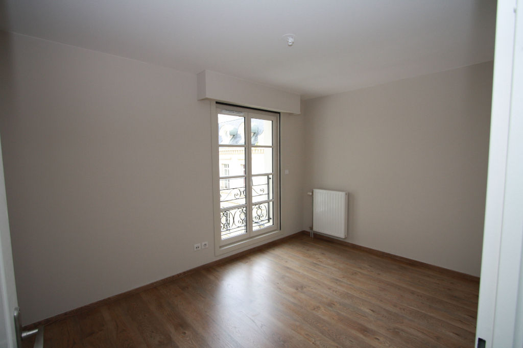 Location : appartement 3 pièces  à ORLEANS - résidence " Château de la Motte"