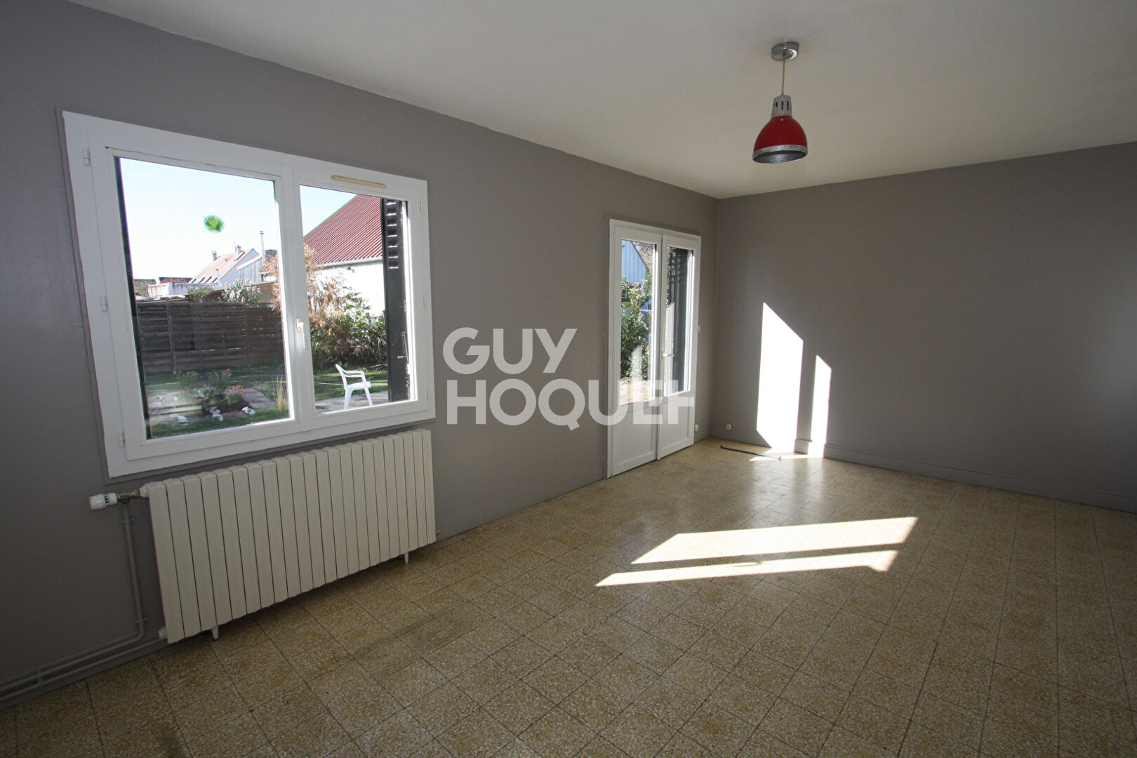 Location : maison  de plain-pied 3 pièces avec garage  à SAINT DENIS EN VAL