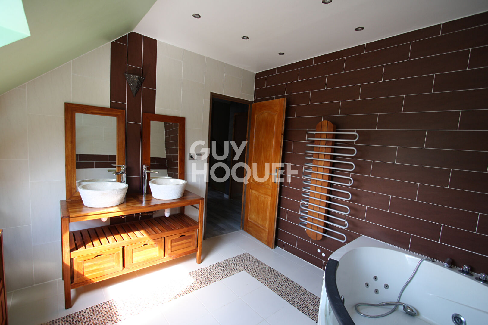 Maison à louer à Coullons - 6 pièces, 4 chambres