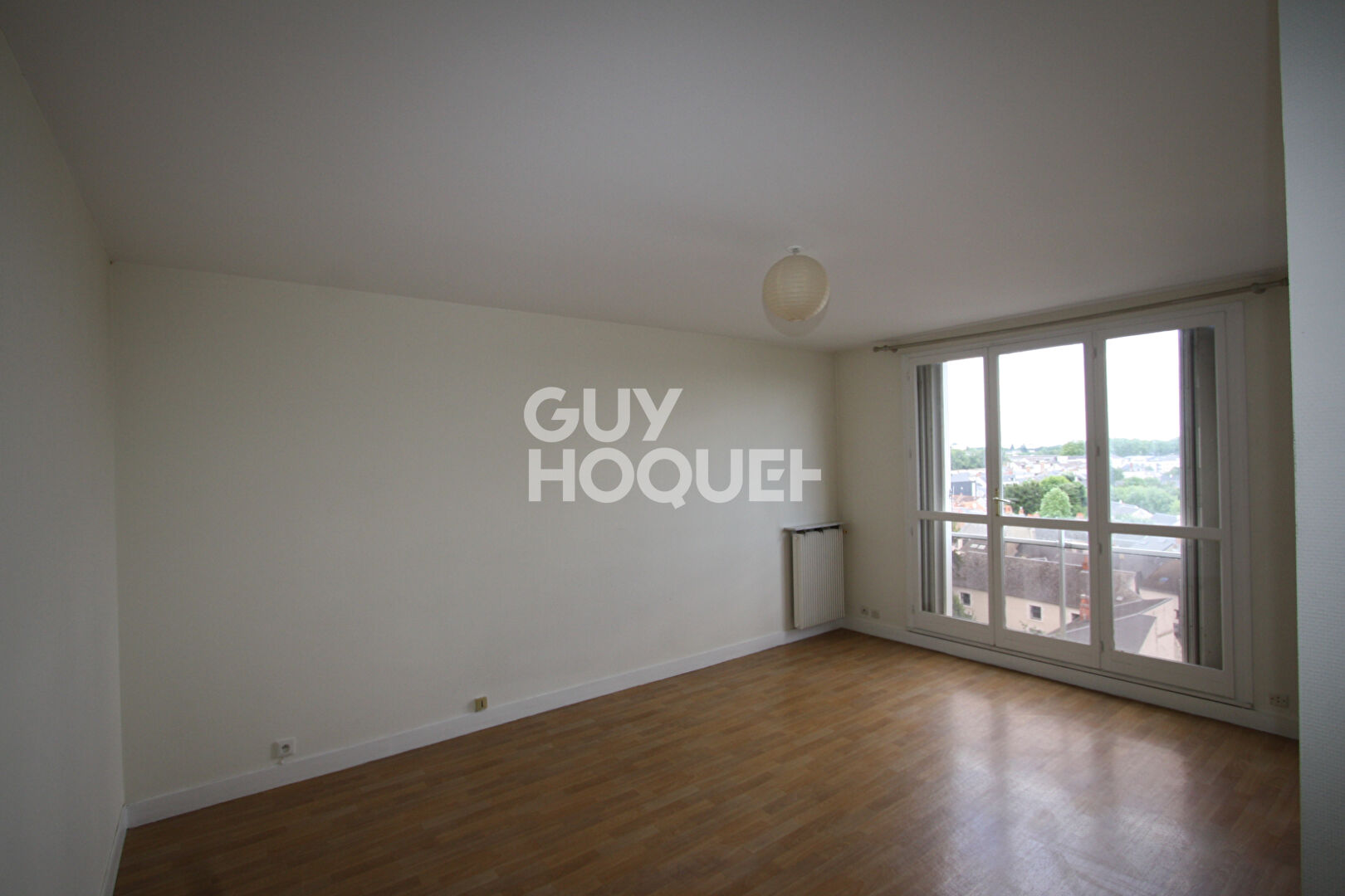 Appartement F2 (45 m²) en location à ORLEANS