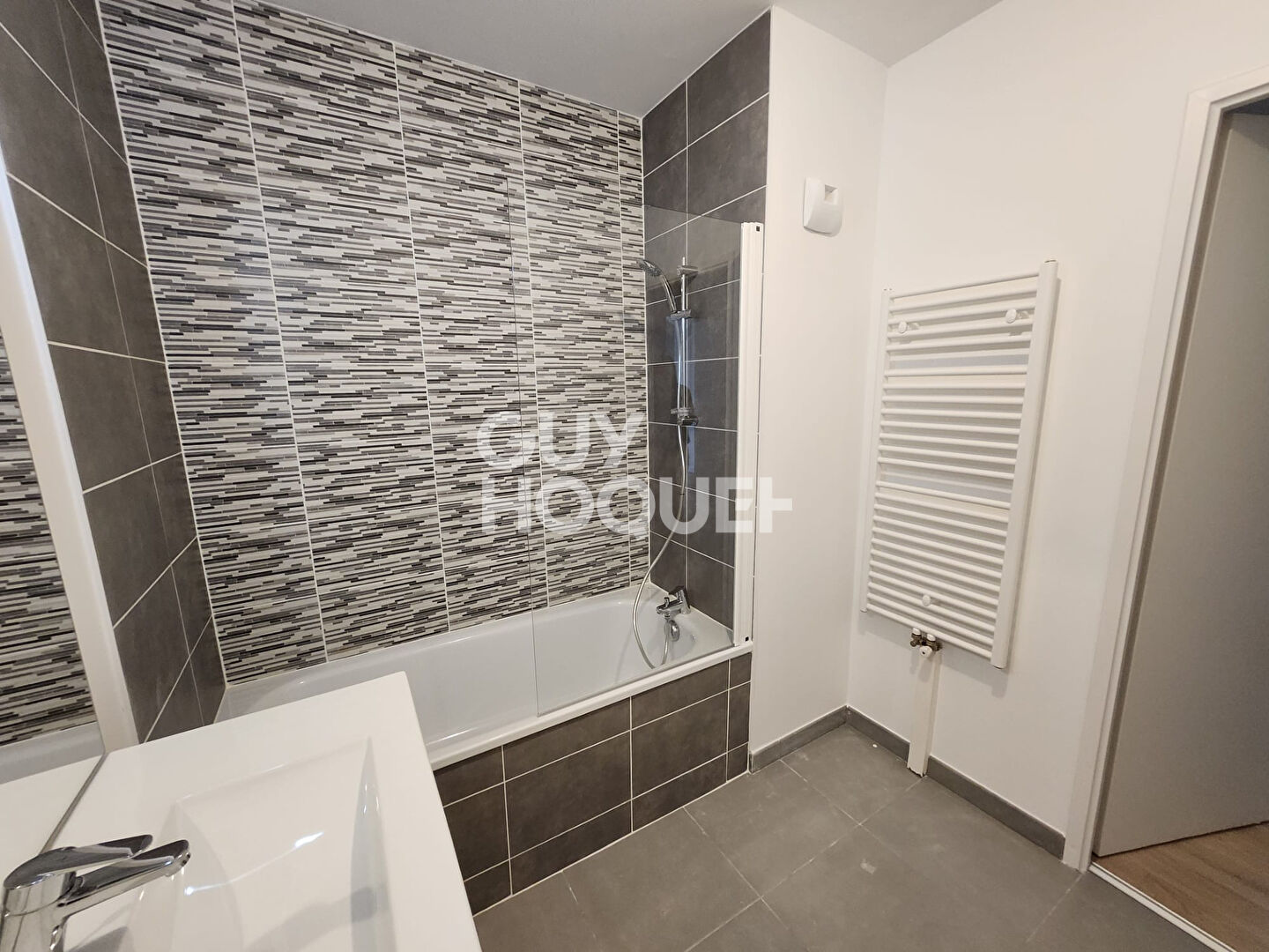 LOCATION : appartement de 4 pièces (114 m²) à ORLEANS