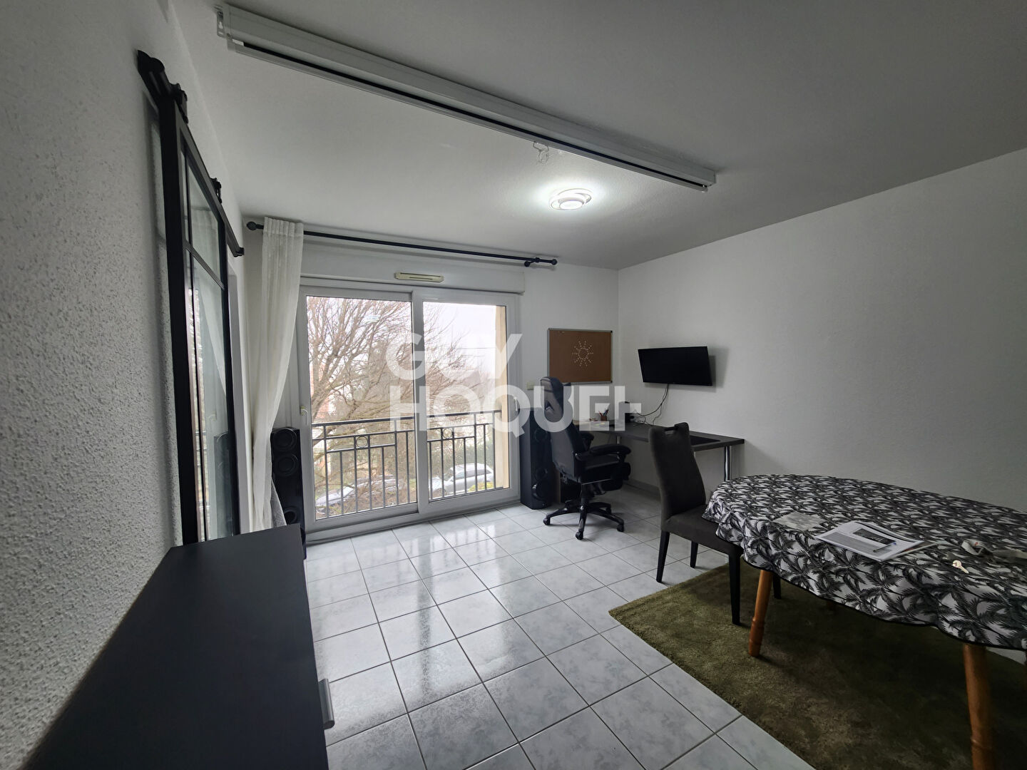 LOCATION : appartement 2 pièces meublé (54 m²) à ORLEANS