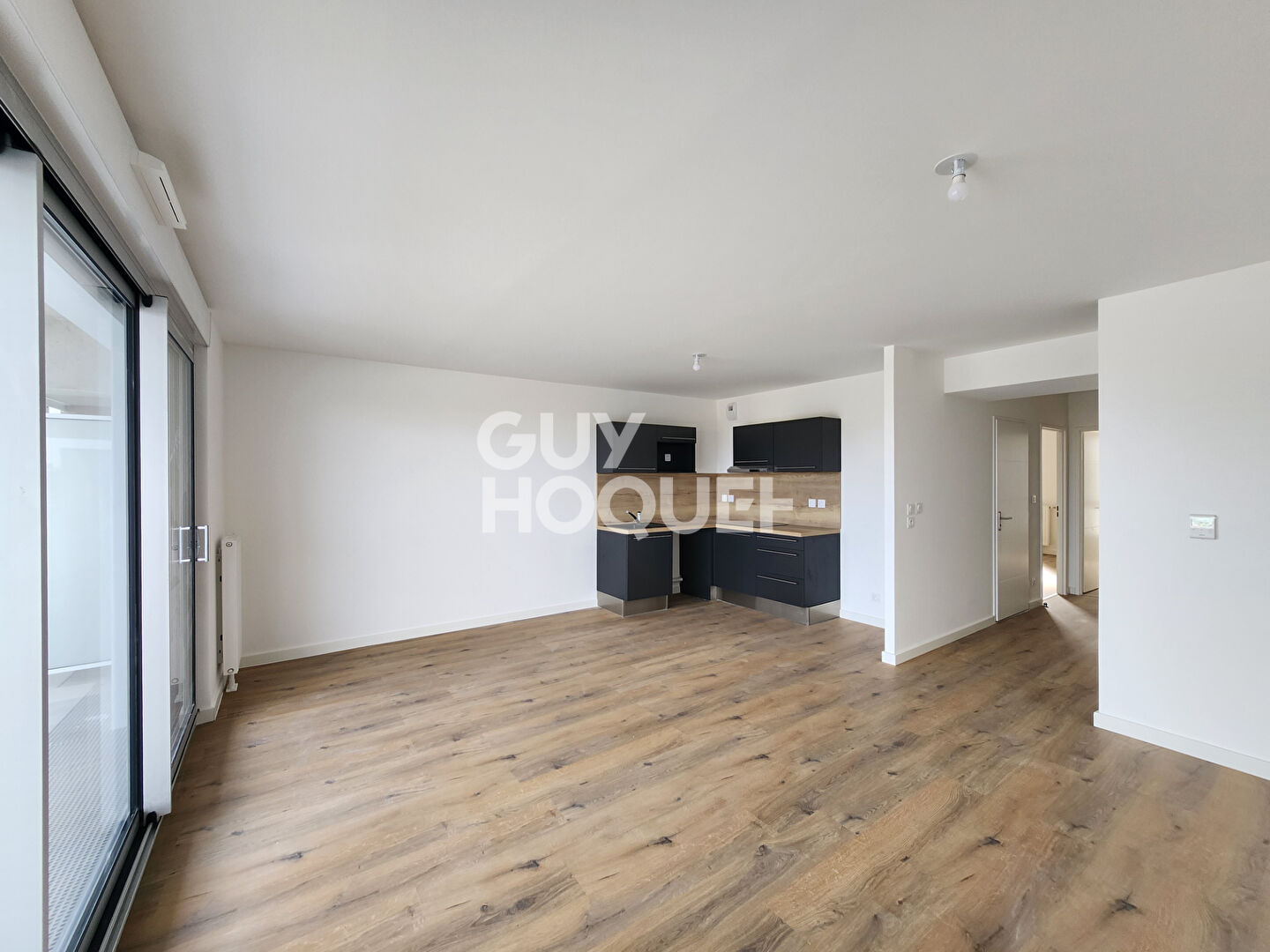 LOCATION : appartement T3 (64 m²) à FLEURY LES AUBRAIS - NEUF