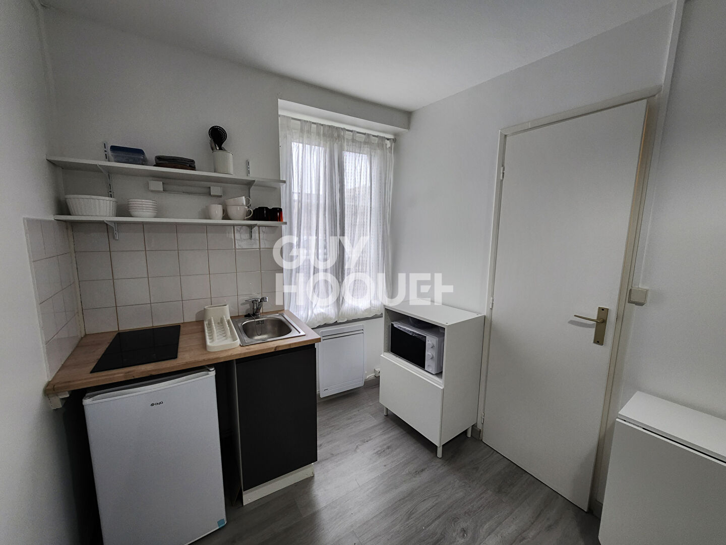 LOCATION : appartement 1 pièce Meublé à ORLEANS