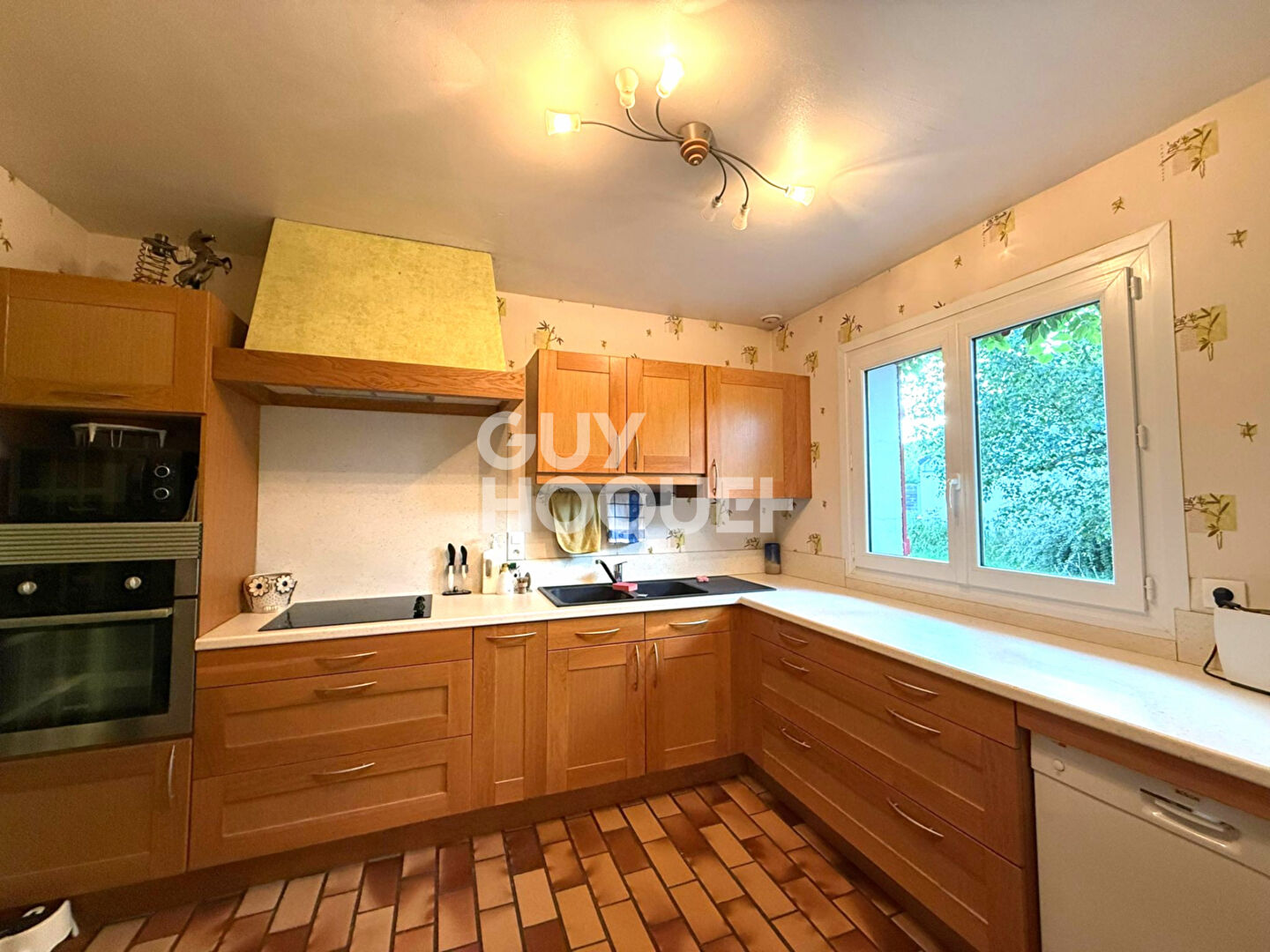 MAISON - 7 PIECES - 160m² - TERRAIN 1 318m² - TRAINOU (45470)