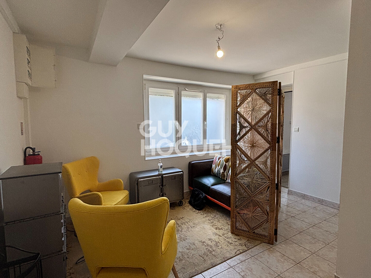 Local professionnel meublé  Idéal professions libérales  51m² avec parking Orléans (45000)