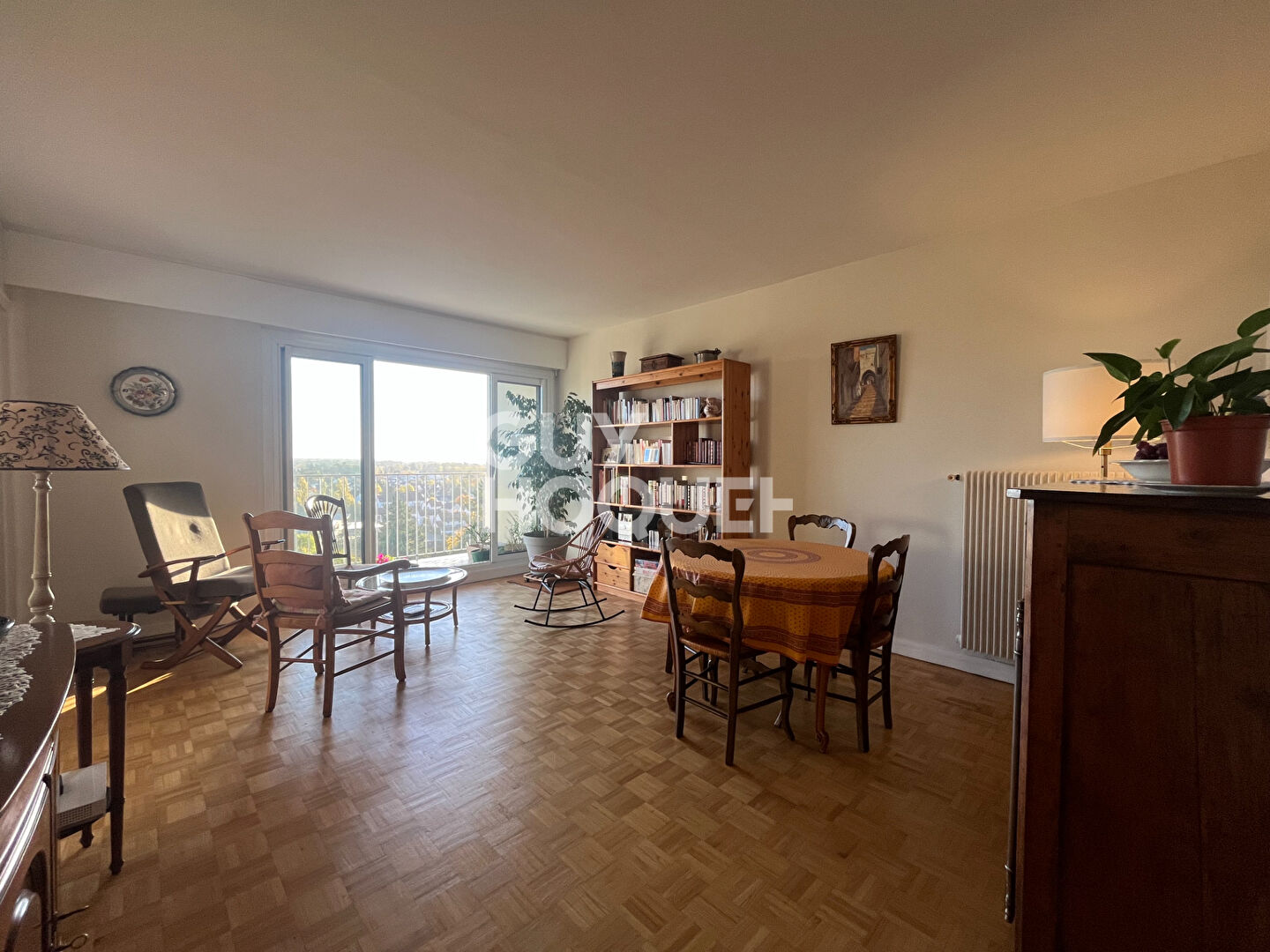 Appartement dernier étage 3/4 pièce(s) 88.24 m2 - BALCON - PARKING - QUARTIER MOUILLERE  (ORLEANS 45100)