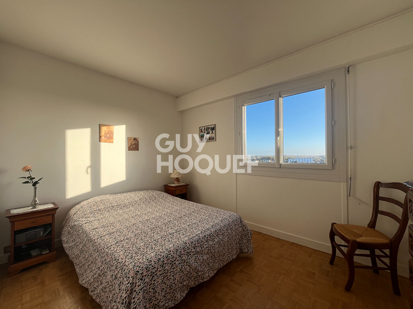 Appartement dernier étage 3/4 pièce(s) 88.24 m2 - BALCON - PARKING - QUARTIER MOUILLERE  (ORLEANS 45100)