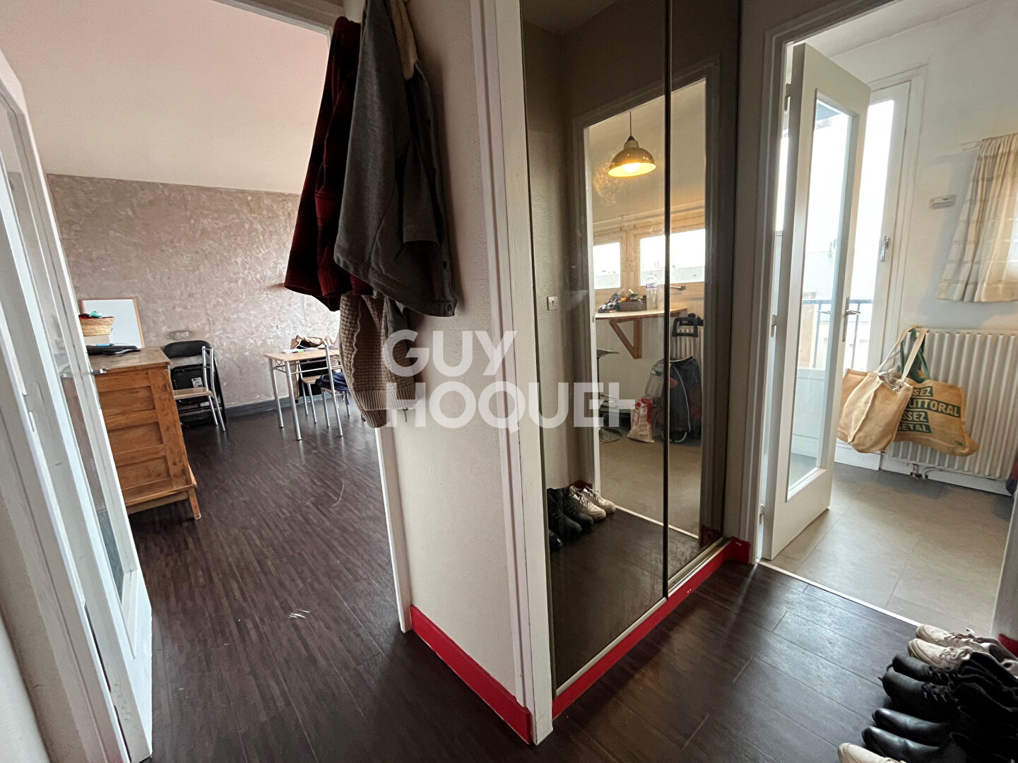STUDIO - 29.2 m2 - BALCON - PARKING -  Saint Pryvé Saint Mesmin (45750)
