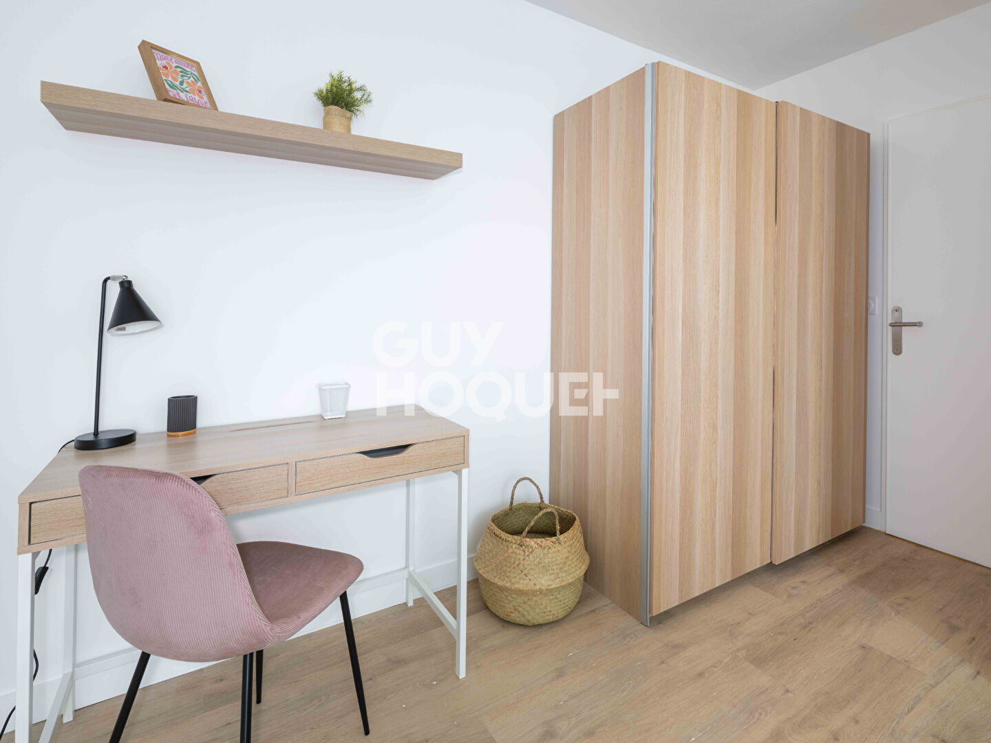 Chambre en colocation meublée à louer dans un appartement de 97,93m² à Orléans (45100)