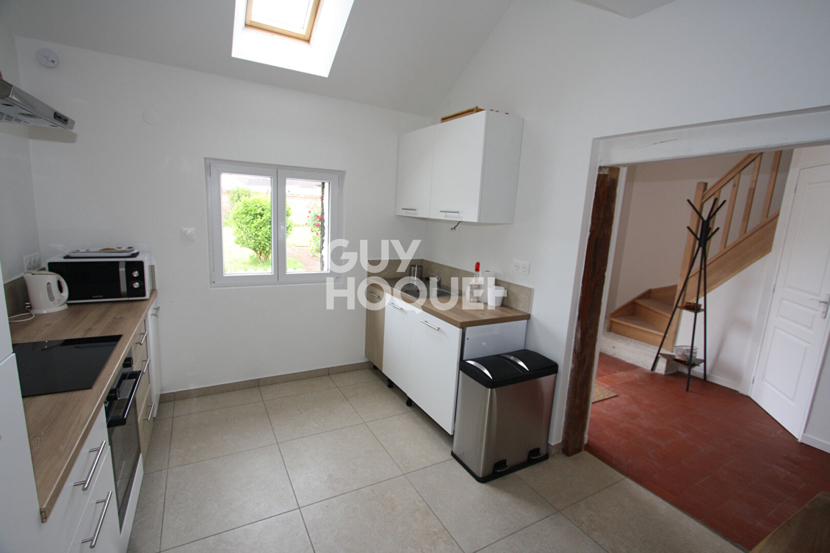 Maison  100m² meublée - La Ferte Saint Aubin - Double garage - JARDIN